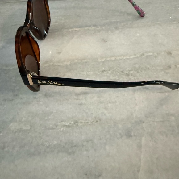 Lilly Pulitzer Tortoise Shell Sunglasses with Pink and Gold Accents - Picture 3 of 6